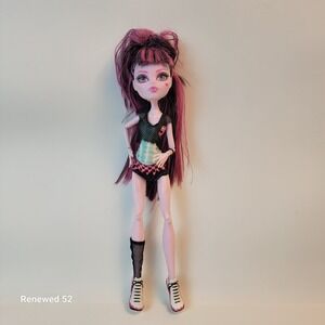 Monster High Draculaura Doll Exchange Program 2008 w/ Outfit